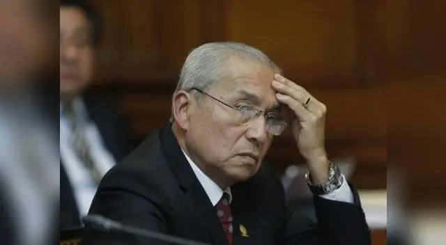 Cámaras muestran a Pedro Chávarry acompañando a su personal 