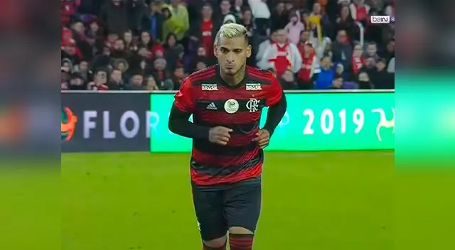 Flamengo se impuso ante Ajax por la vía de los doce pasos. Miguel Trauco convirtió