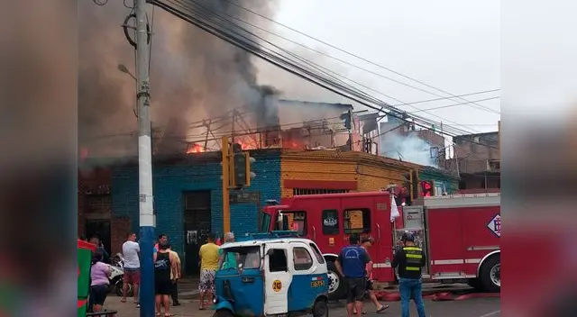 Incendio en conjunto de viviendas en el Rímac