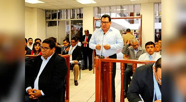 Ministerio Público pide 5 años y 4 meses de prisión para Félix Moreno por caso Fundo Oquendo Ministerio Público pide 5 años y 4 meses de prisión para Félix Moreno por caso Fundo Oquendo