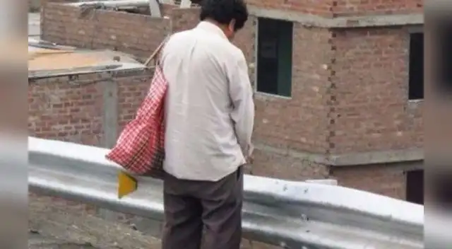 Sujeto se ponen a orinar en Cercado de Lima 