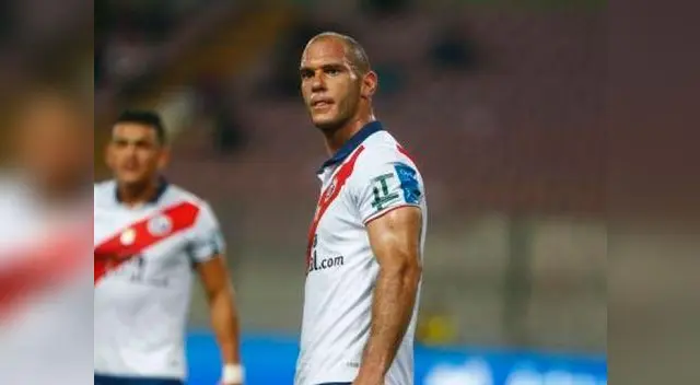 Jugador del Deportivo Municipal fue interceptado por hampones