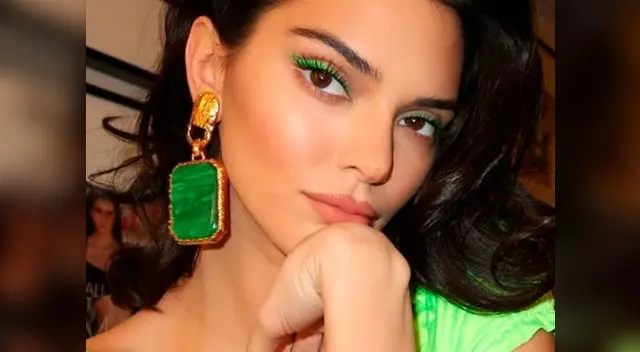 Puedes usar también estos colores en tu maquillaje Puedes usar también estos colores en tu maquillaje