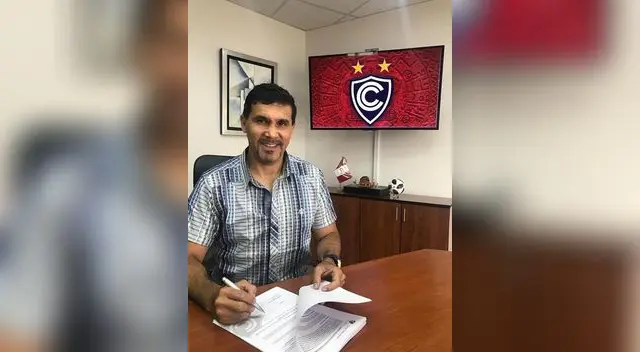 Cisneros espera lograr el ascenso con Cienciano Cisneros espera lograr el ascenso con Cienciano