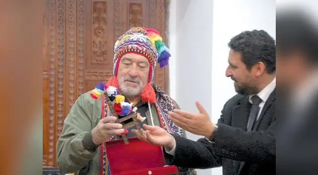 Actor fue distinguido por alcalde provincial del Cusco. Actor fue distinguido por alcalde provincial del Cusco.