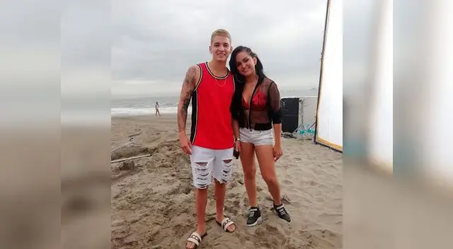 Daniela Darcourt salió también al frente para aclarar que la conductora radial Giovanna Valcárcel Daniela Darcourt salió también al frente para aclarar que la conductora radial Giovanna Valcárcel