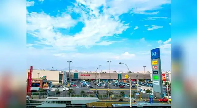 Clausuran Plaza Lima Sur por no tener licencia de funcionamiento