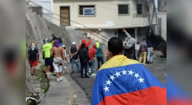Juan Guaidó se proclamó presidente interino de Venezuela Juan Guaidó se proclamó presidente interino de Venezuela