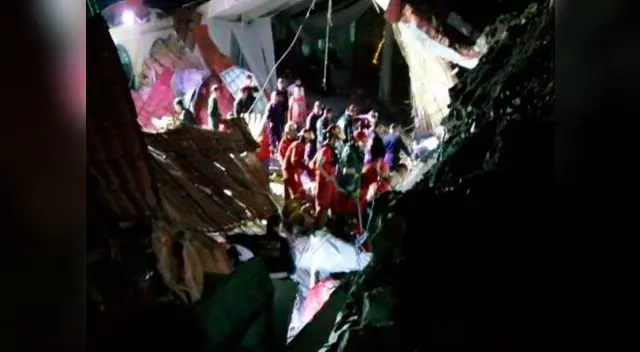 Caída de pared deja más de 14 muertos y 30 heridos 