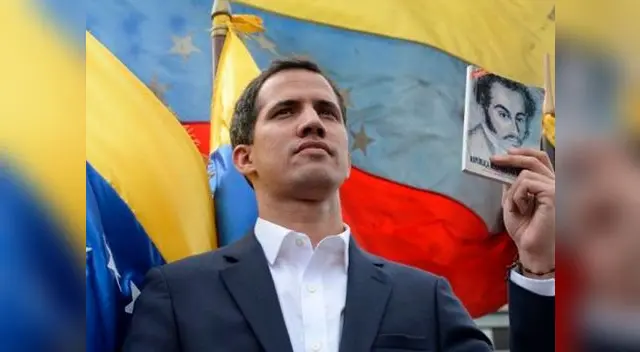 Ordenan impedimento de salida de Juan Guaidó  