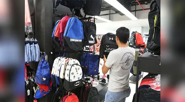 La App muestra el detalle de cada producto, descripción, tallas, material, modos de usos, entre otros