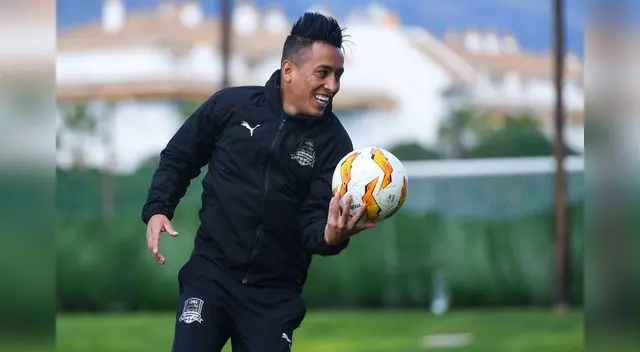 Cueva llegaría este fin de semana a Argentina