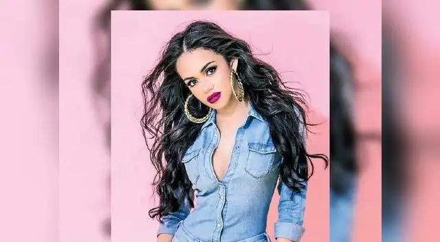 Molesta por falsa cuenta de Instagram