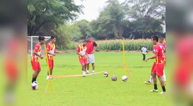 Valencia supervisa los trabajos de sus pupilos Valencia supervisa los trabajos de sus pupilos