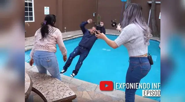 Empujó a su novio a la piscina tras descubrir que le era infiel