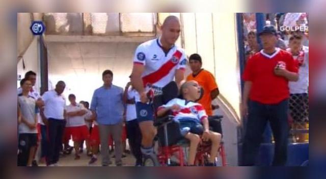 Zela siempre solidario fue uno de los mas aplaudidos Zela siempre solidario fue uno de los mas aplaudidos