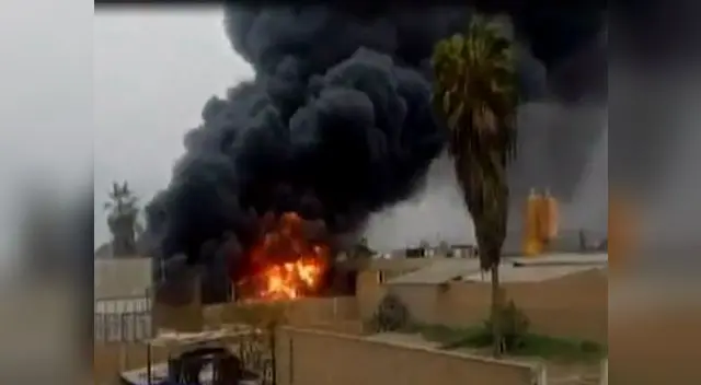 Incendio amenaza con extenderse Incendio amenaza con extenderse