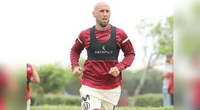 Defensa de Universitario afirma que sacaran un buen resultado así sea con lluvia o calor.