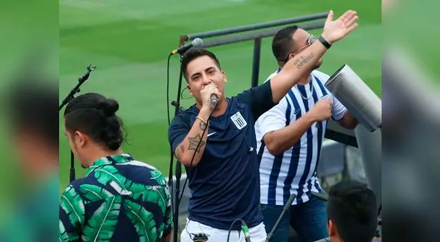 Tommy Portugal cantó en estadio de Matute Tommy Portugal cantó en estadio de Matute