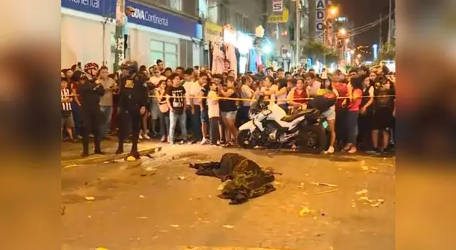 Un joven de 25 años muere tras una pelea en Gamarra, La Victoria. Un joven de 25 años muere tras una pelea en Gamarra, La Victoria.