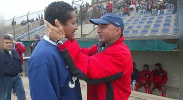 Sampaoli reconoció la clase de 'Kukín' Flores