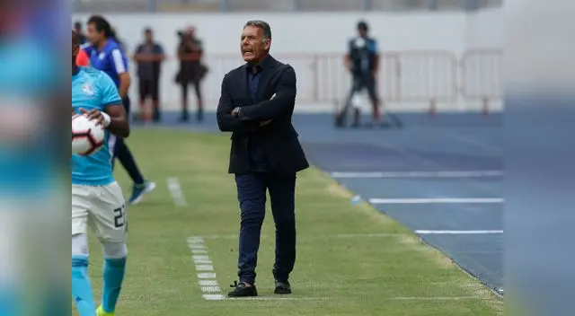 Russo indicó que el arbitraje perjudicó a Alianza