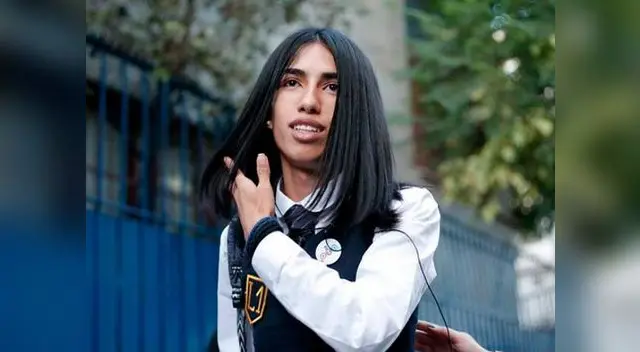 Arlén Aliaga hizo historia en Chile al ingresar a liceo emblemático de Santiago Arlén Aliaga hizo historia en Chile al ingresar a liceo emblemático de Santiago