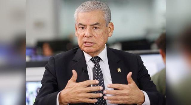 César Villanueva deja la PCM