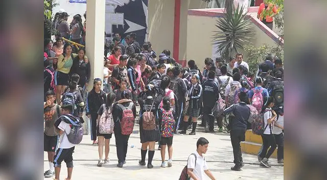 Seis millones de escolares inician sus clases este lunes Seis millones de escolares inician sus clases este lunes