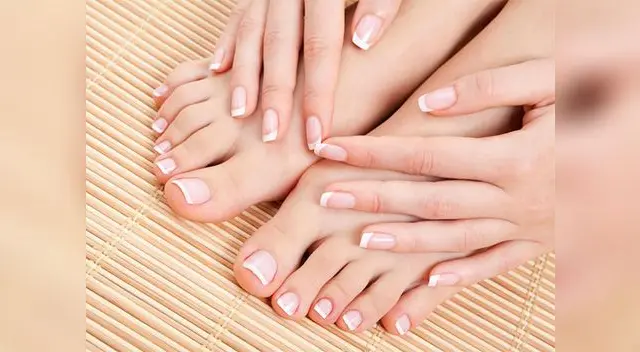 La enfermedad de los hongos en las uñas es frecuente y comienza como una mancha blanca o amarilla debajo de la punta de una uña