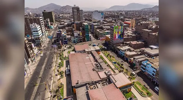 Gamarra luce sin ambulantes y todos los centros comerciales cerrados tras ordenanza del alcalde de La Victoria
