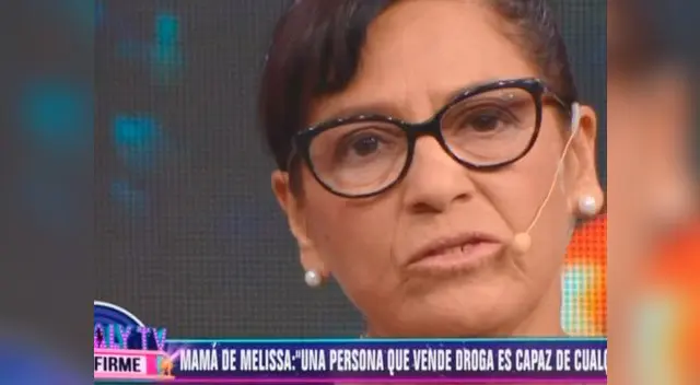 Madre de Melissa Loza se presentó en el set de Magaly Medina