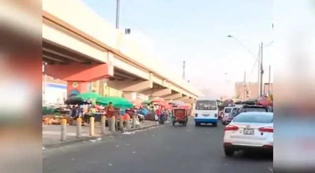 Ambulantes de Gamarra han invadido avenida Aviación