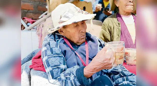 Anciana natural de Arequipa podría entrar a los Record Guinness Anciana natural de Arequipa podría entrar a los Record Guinness