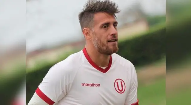 Germán Denis es retratado en una mototaxi y lo comparte en Instagram Germán Denis es retratado en una mototaxi y lo comparte en Instagram