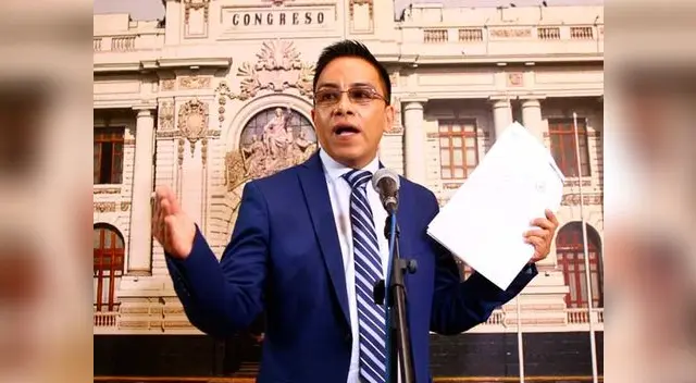 Roberto Vieira manifestó que hay mafias detrás de la denuncia en su contra Roberto Vieira manifestó que hay mafias detrás de la denuncia en su contra