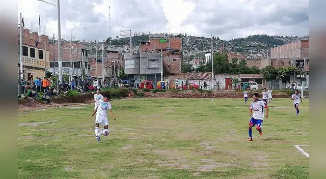 Atlético Huamanga le metió 11 goles al Sport Yanamilla Atlético Huamanga le metió 11 goles al Sport Yanamilla
