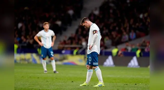 Lionel Messi, con una reagudización de dolor pubiano bilateral quedó fuera del cotejo con Marruecos. FOTO: EFE