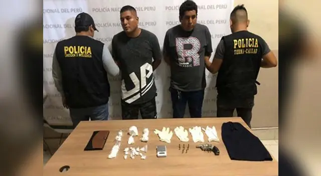 Presuntos raqueteros detenidos con pasamontañas y guantes quirúrgicos