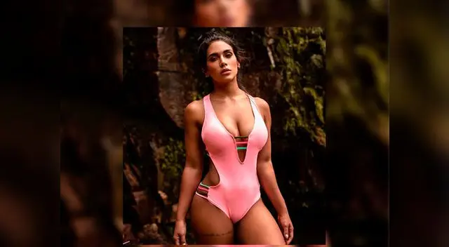 Vania Bludau paralizó las redes sociales al mostrar sus sexys curvas