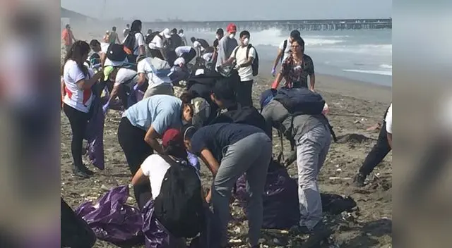 Recogen más de 10 toneladas de basura de playa del Callao