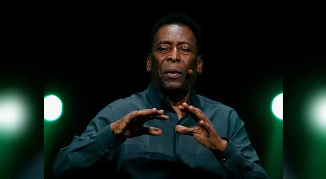 Pelé es hospitalizado en París