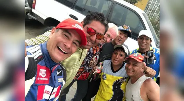 lcanzó el segundo puesto en la categoría UTV a bordo de su poderoso vehículo Can-Am lcanzó el segundo puesto en la categoría UTV a bordo de su poderoso vehículo Can-Am