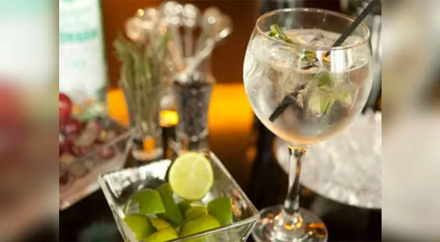 Cualquier fin de semana es bueno para relajarse y compartir un cóctel con amigos, pareja o en solitario Cualquier fin de semana es bueno para relajarse y compartir un cóctel con amigos, pareja o en solitario