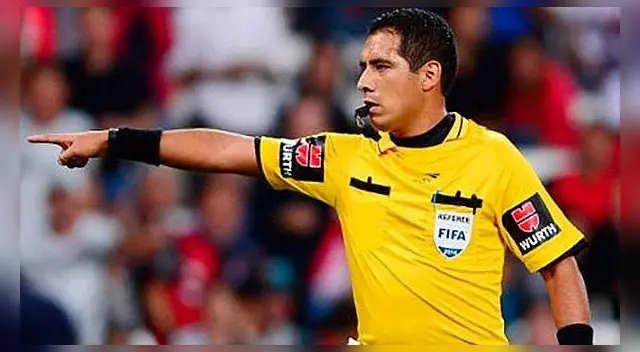 Diego Haro, quien dirigirá el clásico, fue vapuleado por la prensa argentina