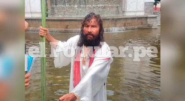 Mario Valencia elevó una plegaria por el alma de Alan García Mario Valencia elevó una plegaria por el alma de Alan García