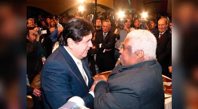 Alan García grabó el videoclip de Y se llama Perú junto al destacado intérprete