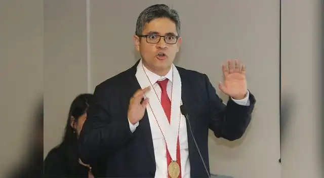 Hija de Alan García arremete contra Fiscal