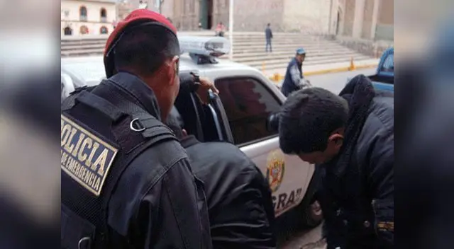 Poder Judicial dictó 6 meses de prisión contra los policías Willy Incahuanaco Yucra y Pedro Ormachea Monroy por pedir coima a un chofer ebrio Poder Judicial dictó 6 meses de prisión contra los policías Willy Incahuanaco Yucra y Pedro Ormachea Monroy por pedir coima a un chofer ebrio