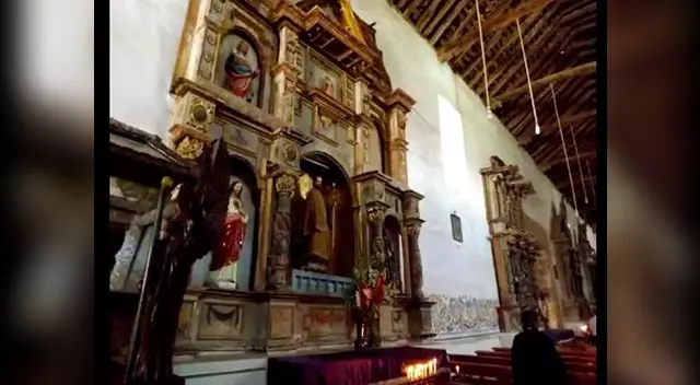 Policía llegó a la iglesia para investigar el robo